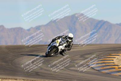 media/Dec-16-2023-CVMA (Sat) [[bb38a358a2]]/Race 11 Amateur Supersport Open/